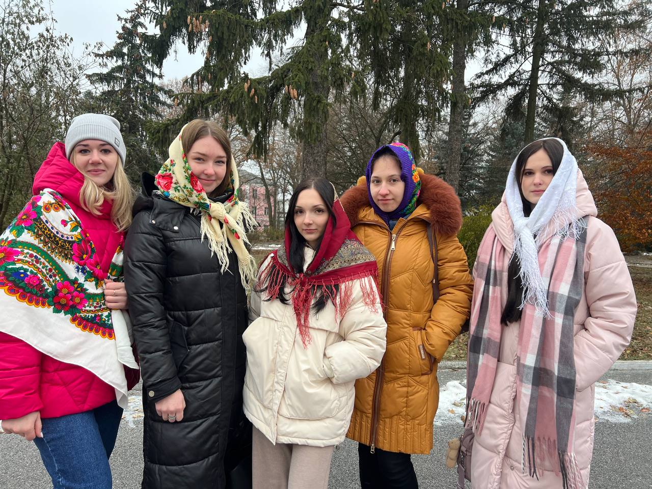 Українська хустка – дорогоцінний скарб українського народу!