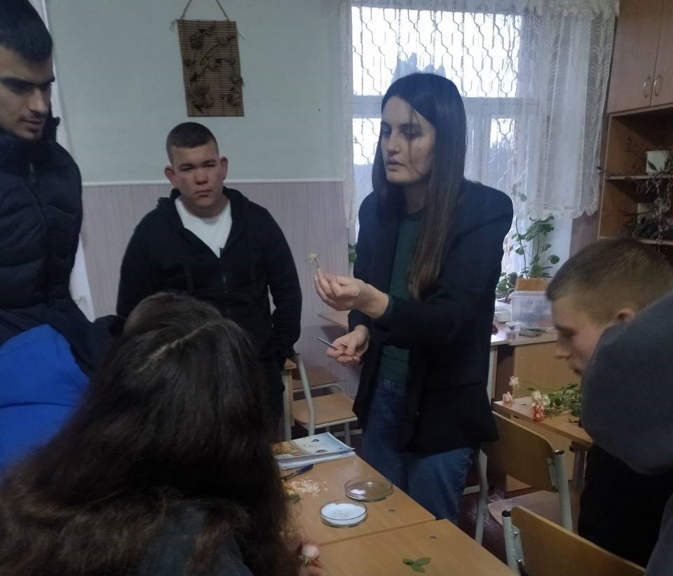 Відкрите практичне заняття на тему: «Селекція декоративних рослин, які розмножуються вегетативним шляхом»