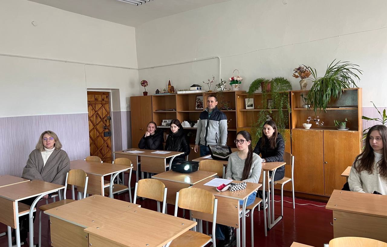 Науковий семінар на тему: «Особливості вирощування і догляду за декоративними рослинами»
