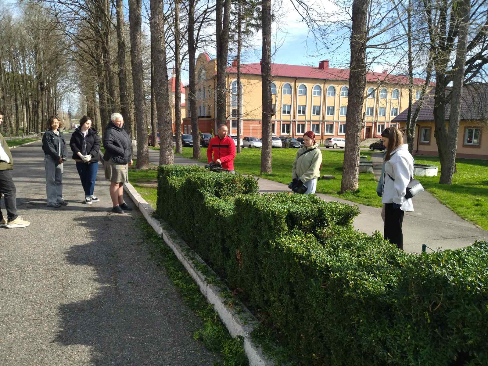 Від теорії до практики: навчання та формування професійних компетентностей у студентів