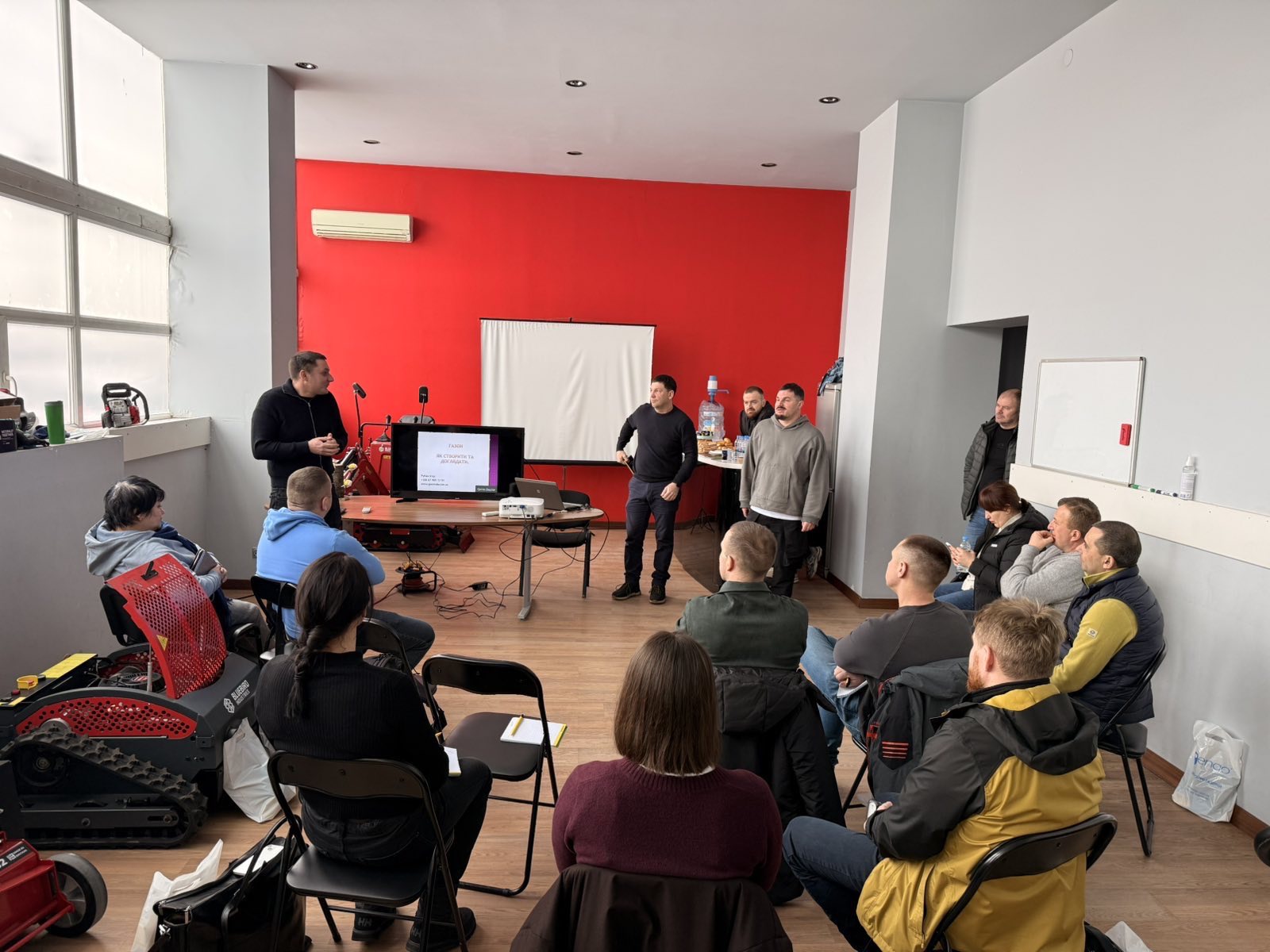 Практичний семінар «Газони: створення, догляд, техніка, удобрення»